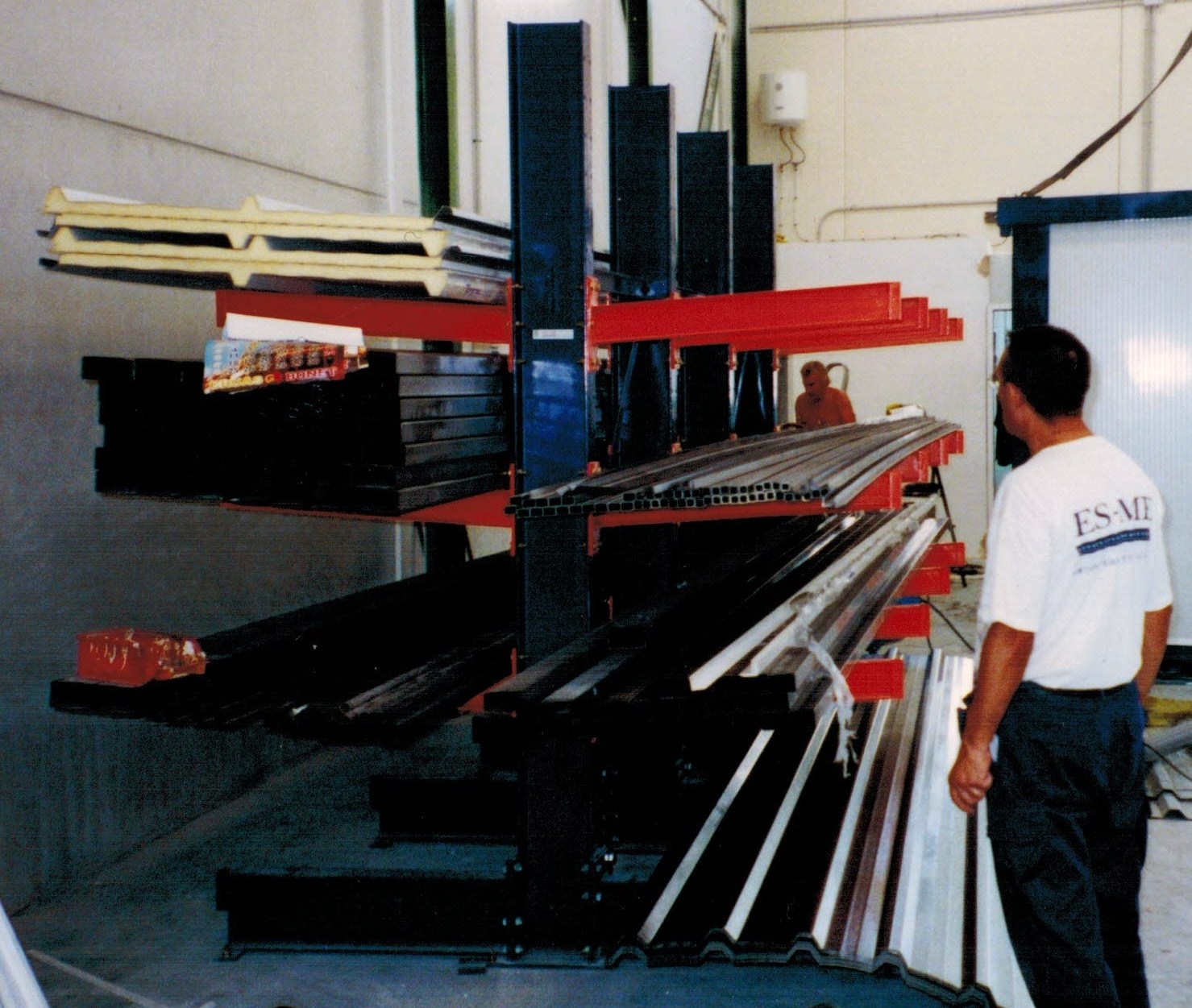 kantilever para tubos y piezas largas